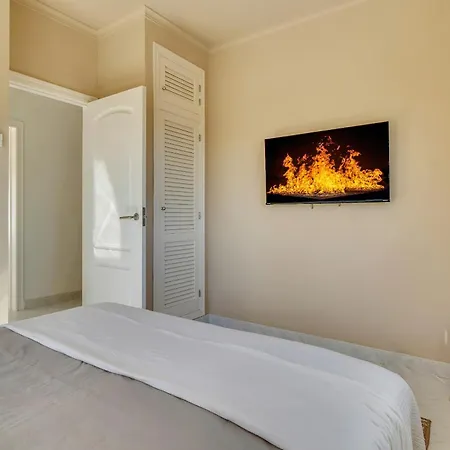 Casa Iris Villa *