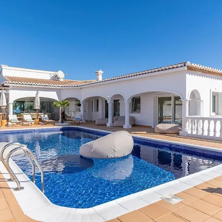 Casa Iris Villa